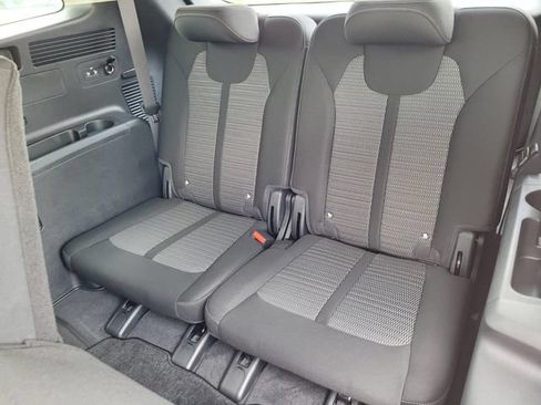 New 2026 Kia Sorento LX FWD image 12