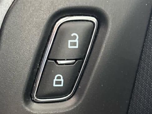 Used 2021 Ford F150 XLT image 35