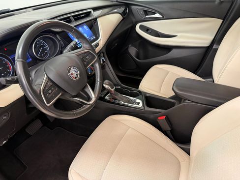 Used 2021 Buick Encore GX Preferred w/ Cold Weather Comfort Package image 4
