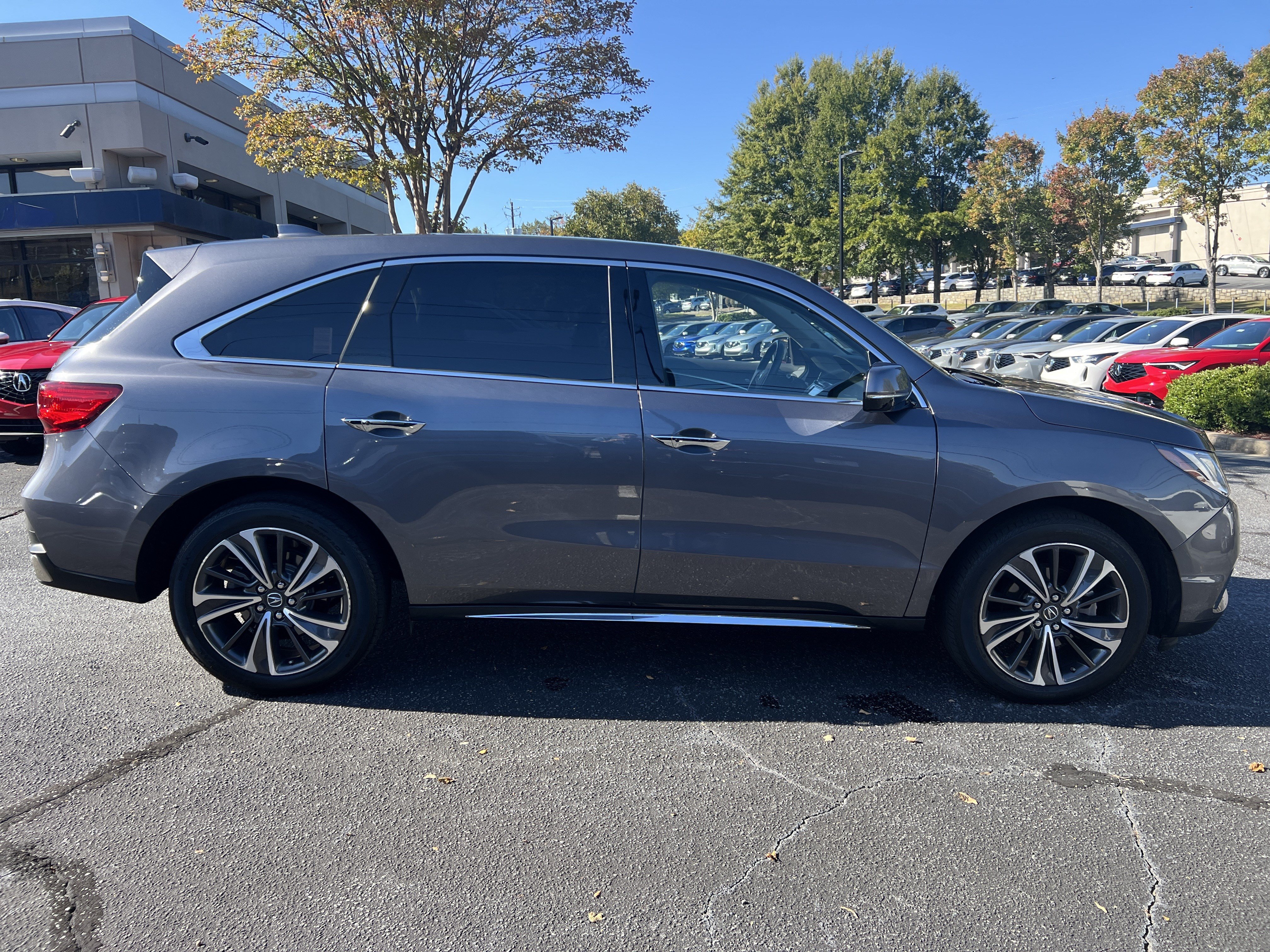 Used 2020 Acura MDX w/ Technology Package AWD/4WD image 6