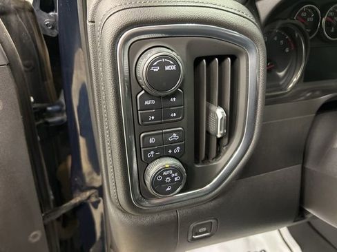 Used 2021 Chevrolet Silverado 1500 LTZ w/ LTZ Premium Package image 17