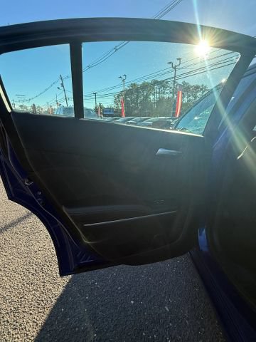 Used 2020 Dodge Charger SXT RWD image 15