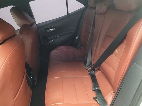 Used 2023 Toyota Corolla SE image 18