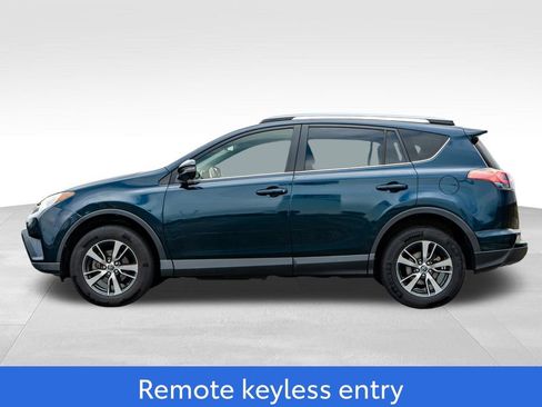 Used 2017 Toyota RAV4 XLE w/ Plus Special Value Package AWD/4WD image 4