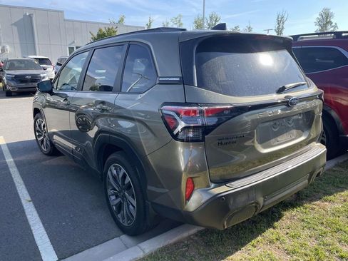 Certified 2025 Subaru Forester Touring w/ Popular Package - Touring AWD/4WD image 3