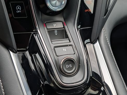 Certified 2025 Acura RDX SH-AWD image 24