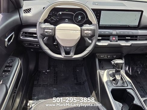 Used 2025 Kia K4 GT-Line w/ GT-Line Sunroof Package FWD image 11