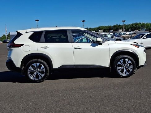 Certified 2023 Nissan Rogue SV w/ SV Premium B Package AWD/4WD image 7