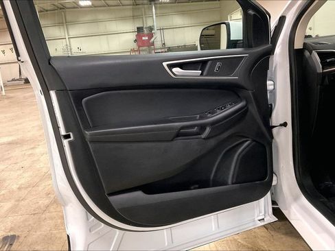 Certified 2024 Ford Edge SEL AWD/4WD image 21
