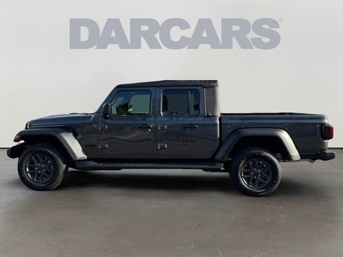 New 2026 Jeep Gladiator Sport AWD/4WD image 4