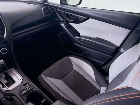 Used 2021 Subaru Crosstrek 2.0i Premium image 21