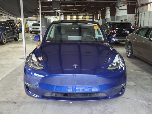 Used 2024 Tesla Model Y Long Range image 2
