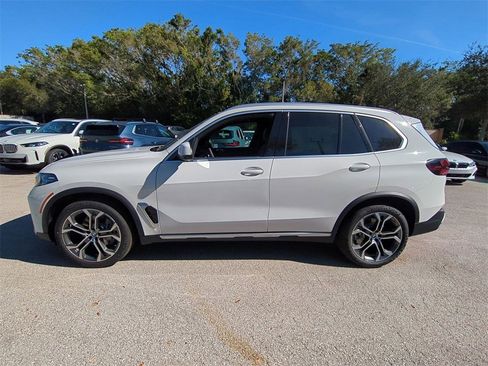 New 2026 BMW X5 xDrive40i w/ Climate Comfort Package image 7
