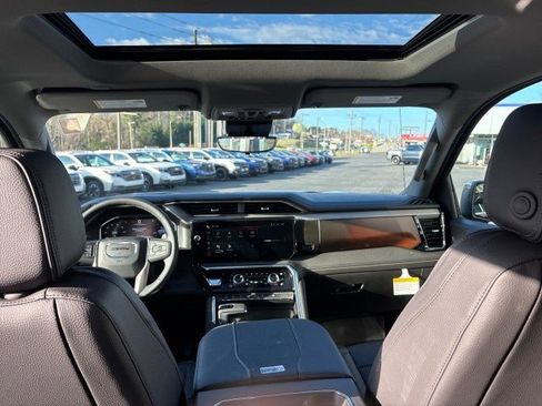 New 2026 GMC Sierra 1500 Denali w/ Denali Reserve Package image 38