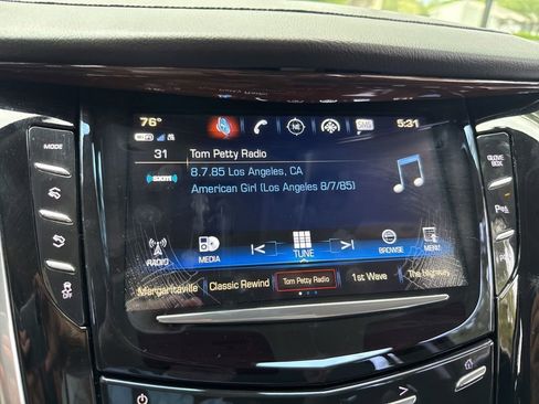 Used 2020 Cadillac Escalade 2WD image 61