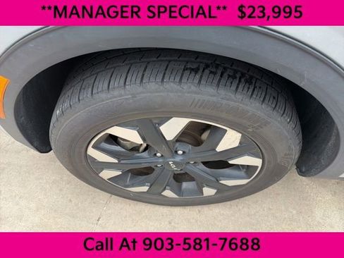 Certified 2023 Kia Sportage X-Line w/ X-Line Premium Package AWD/4WD image 4