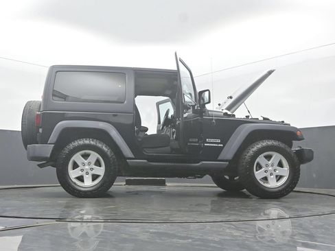 Used 2015 Jeep Wrangler Sport w/ Quick Order Package 24S AWD/4WD image 54