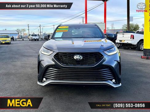 Used 2021 Toyota Highlander XSE image 4