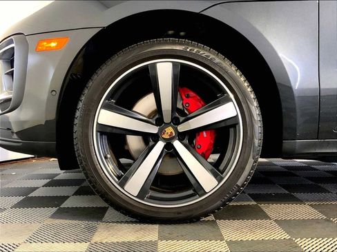 Certified 2023 Porsche Macan S AWD/4WD image 11