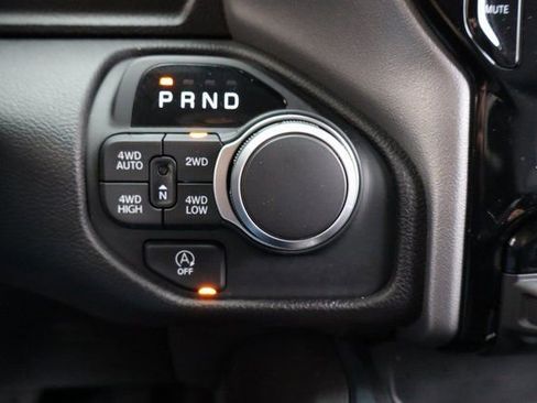 Used 2025 RAM 1500 Big Horn AWD/4WD image 29
