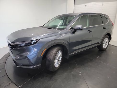 Certified 2024 Honda CR-V EX image 3