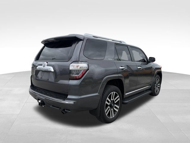 Used 2023 Toyota 4Runner Limited AWD/4WD image 5