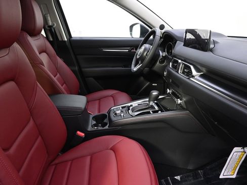 New 2025 MAZDA CX-5 Carbon Edition image 16