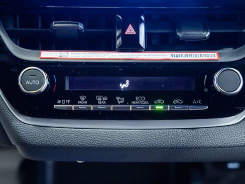 New 2026 Toyota Corolla SE image 18