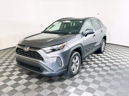 Certified 2025 Toyota RAV4 XLE w/ Convenience Package FWD image 7