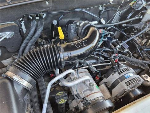 Used 2011 Jeep Liberty Sport AWD/4WD image 22