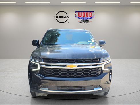 Used 2023 Chevrolet Suburban LS w/ Driver Alert Package AWD/4WD image 6