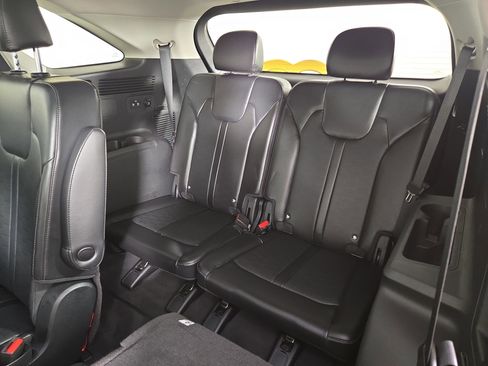 Used 2024 Kia Sorento X-Line EX image 12