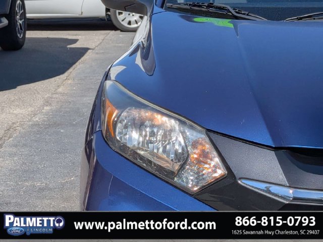 Used 2016 Honda HR-V LX image 9