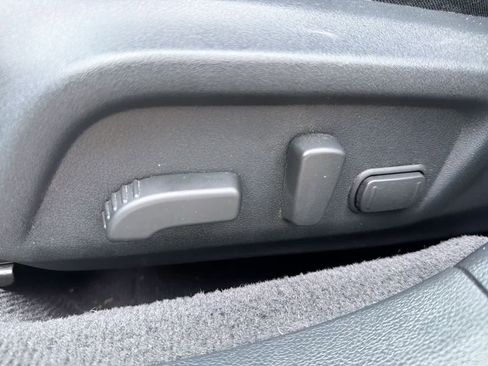 Used 2019 Subaru Outback 2.5i Premium image 18