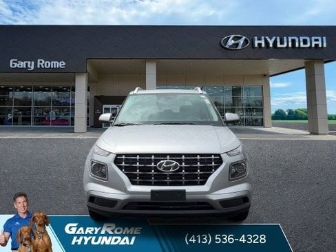 Certified 2023 Hyundai Venue SEL FWD image 3