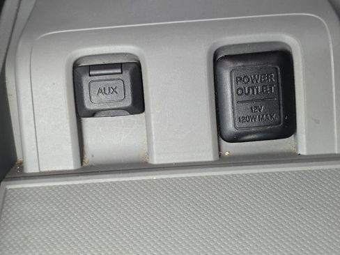 Used 2011 Honda CR-V EX image 5