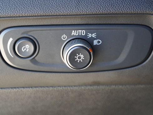 Used 2021 Buick Enclave Avenir w/ Avenir Technology Package image 20