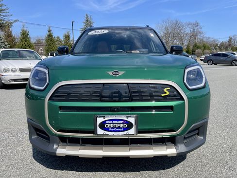 Used 2025 MINI Cooper Countryman SE image 2