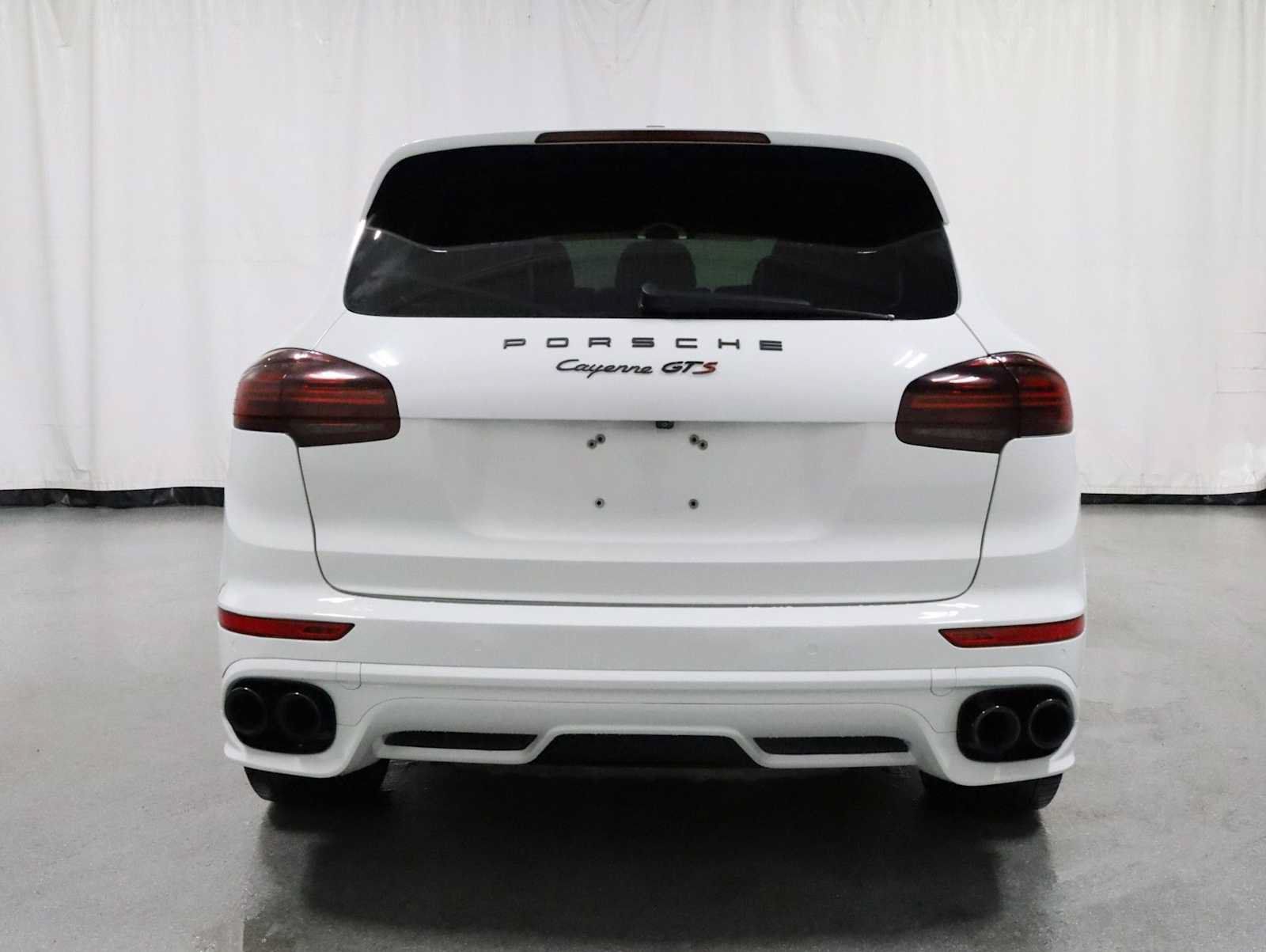 Used 2016 Porsche Cayenne GTS AWD/4WD image 4