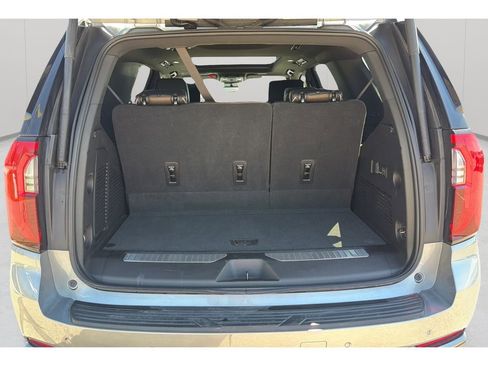 Used 2025 GMC Yukon Denali Ultimate w/ LPO, Floor Liner Package AWD/4WD image 20