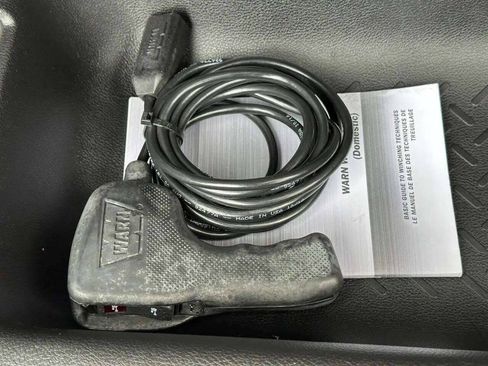 Used 2015 Jeep Wrangler Unlimited Rubicon w/ Dual Top Group AWD/4WD image 23