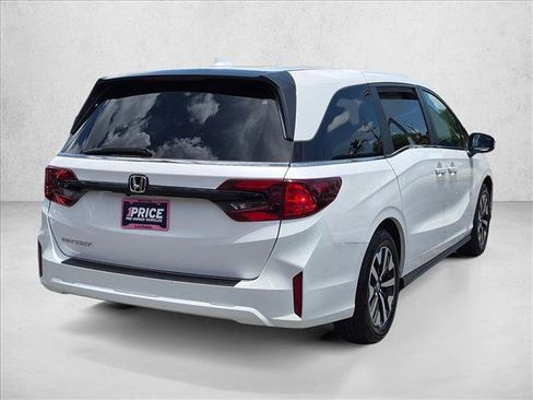 Used 2025 Honda Odyssey EX-L image 5