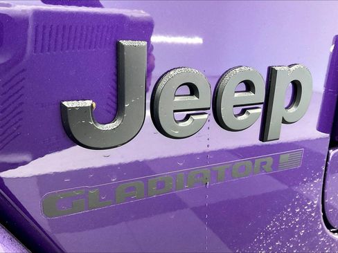 New 2026 Jeep Gladiator Willys image 22