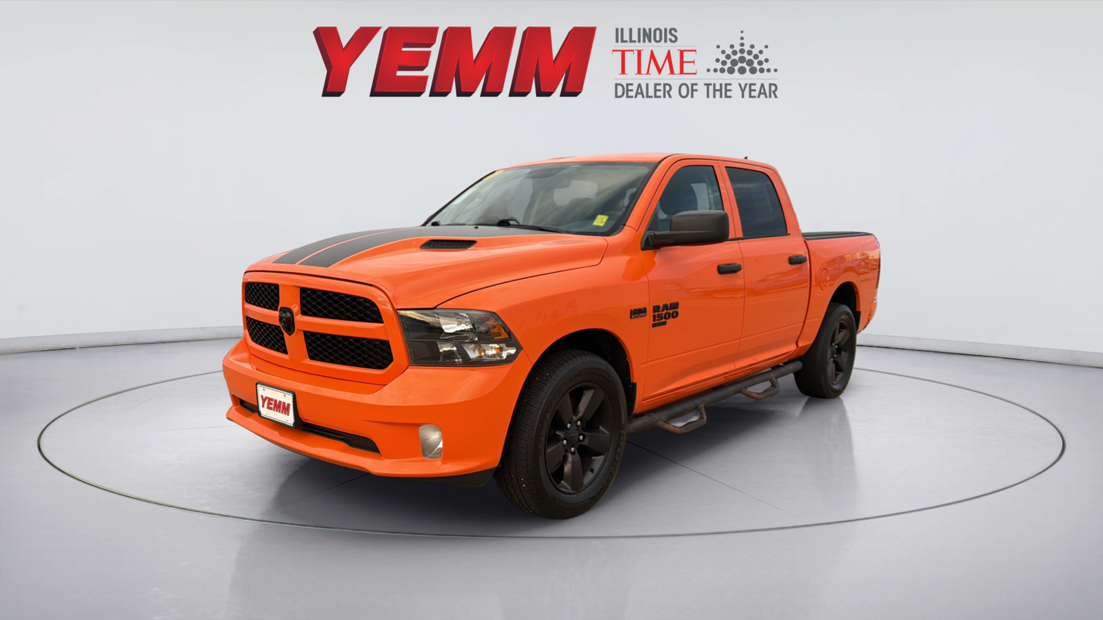 Used 2019 RAM 1500 Express w/ Express Value Package AWD/4WD image 3