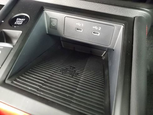 New 2026 Nissan Kicks SR image 19