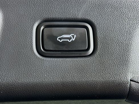 Used 2025 Hyundai Tucson SEL FWD image 30