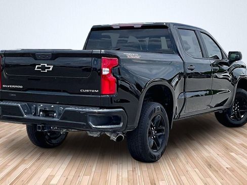 Used 2021 Chevrolet Silverado 1500 Custom Trail Boss AWD/4WD image 2