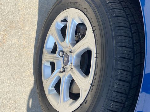 Used 2019 Ford EcoSport SE image 10