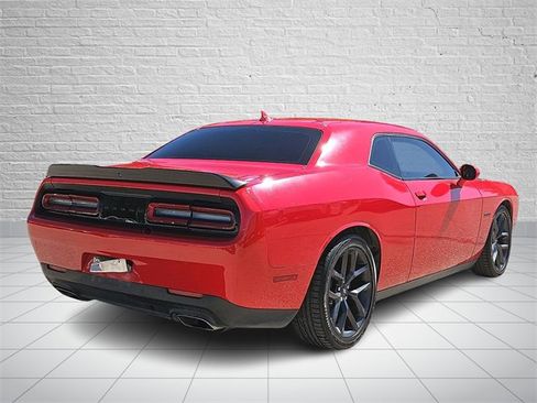 Used 2021 Dodge Challenger R/T w/ Blacktop Package image 4