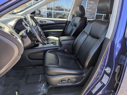Used 2020 Nissan Pathfinder SL AWD/4WD image 10
